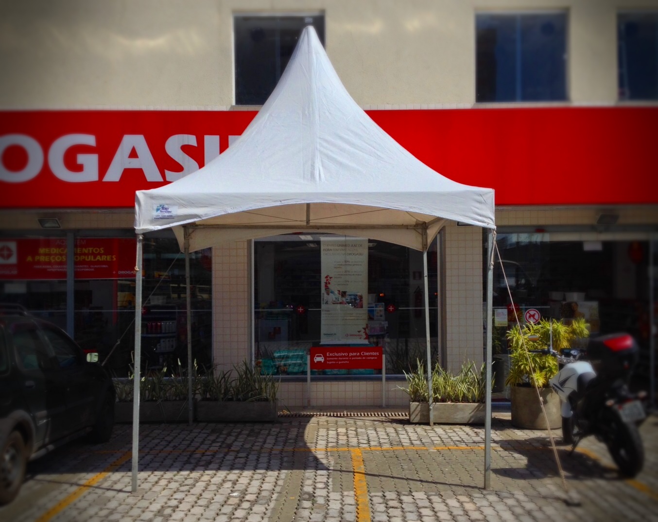 Tenda 3x3 Chapéu de Bruxa com Lona Branca