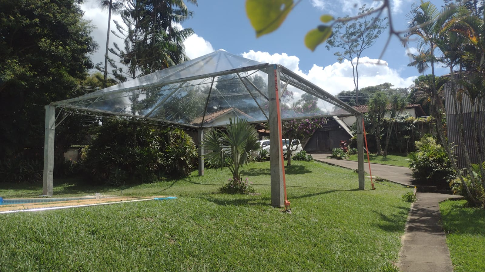 Tenda Calha Lona Cristal para Área Externa