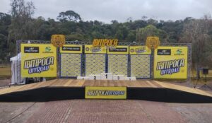 Palco com Rampa de Madeira para Ibitipoca OffRoad 2025