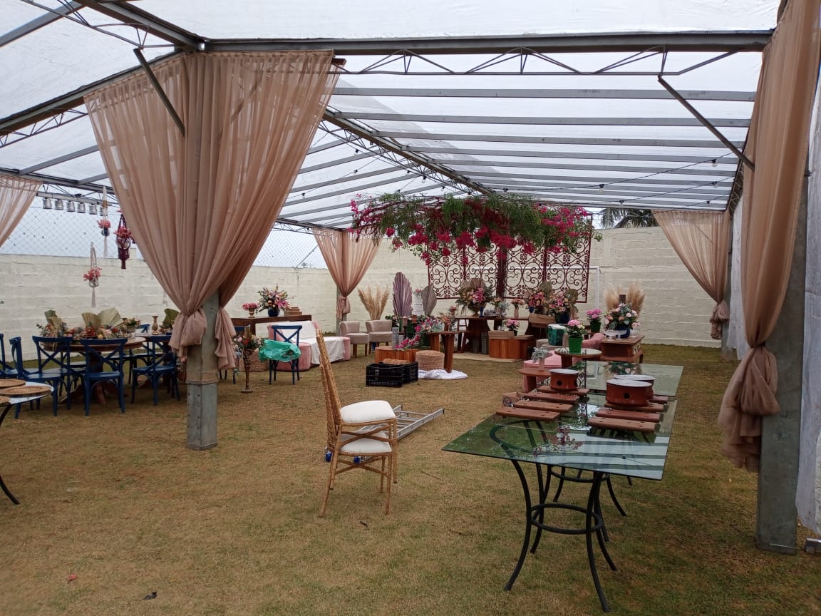 Avanço Lona Cristal Duas Águas para Evento