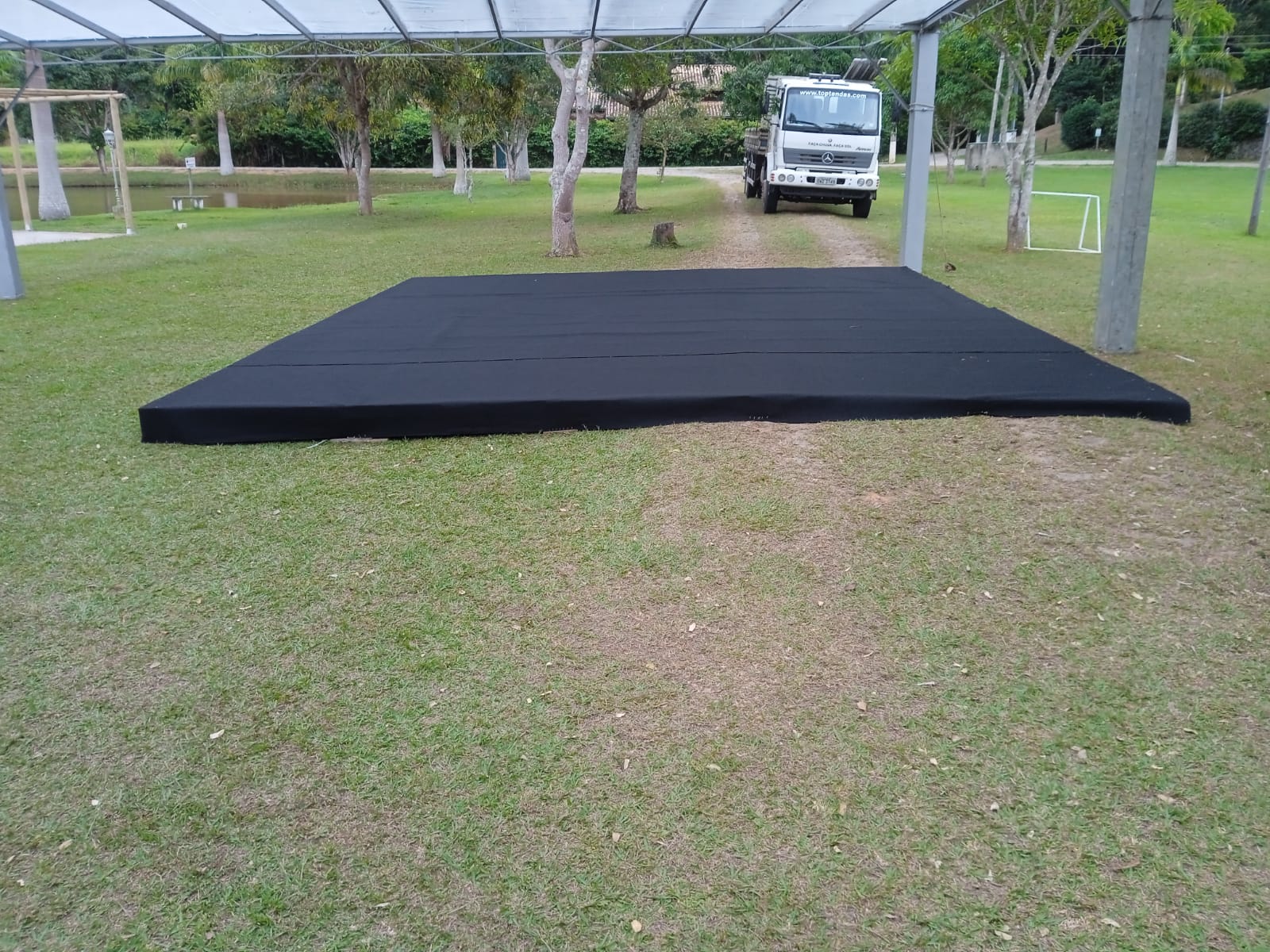 Palco de Piso Modular com TNT